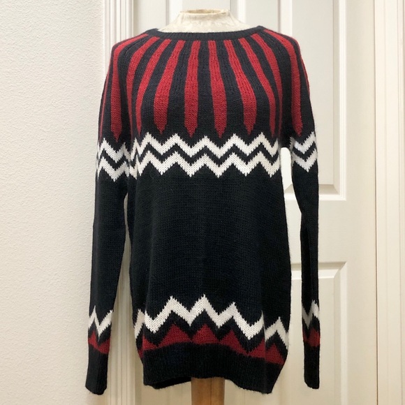 NWT - Gap Women’s Soft Dressy Navy Blue, Red, and White L/S Crewneck Sweater - L - Picture 4 of 14